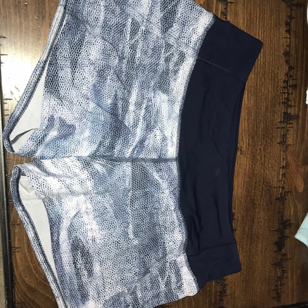 Lululemon speed up shorts, size 4.